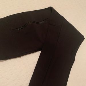 Athleta Zipper Pocket Capri